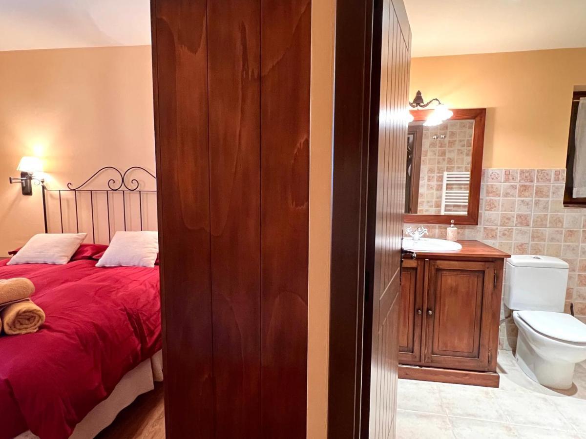 Apartament De La Vall Ferrera - L'Amfitriona Areu Zewnętrze zdjęcie