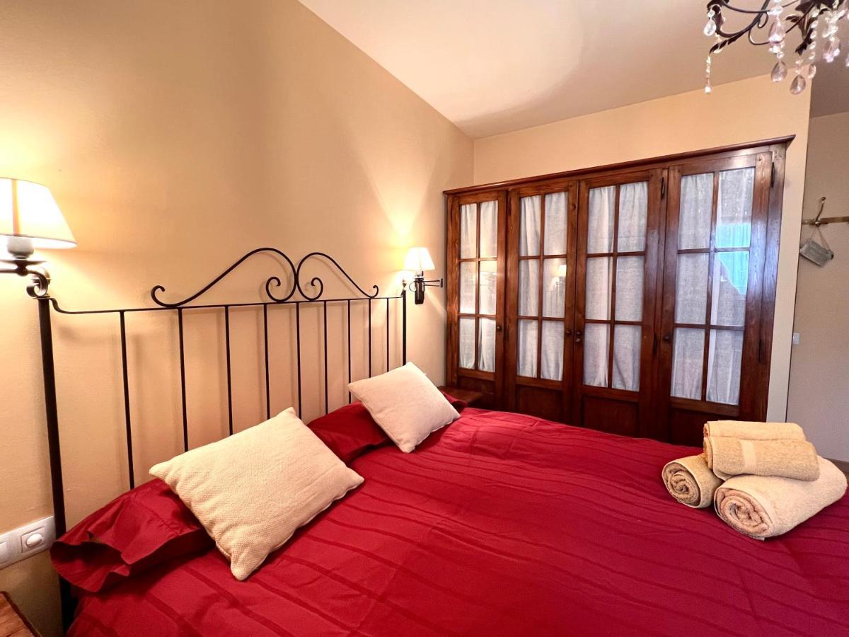 Apartament De La Vall Ferrera - L'Amfitriona Areu Zewnętrze zdjęcie