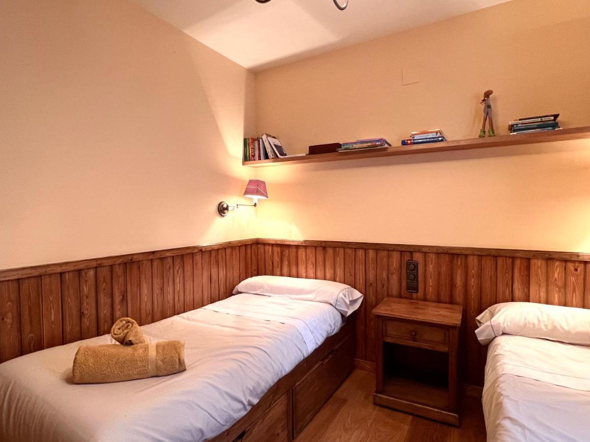 Apartament De La Vall Ferrera - L'Amfitriona Areu Zewnętrze zdjęcie