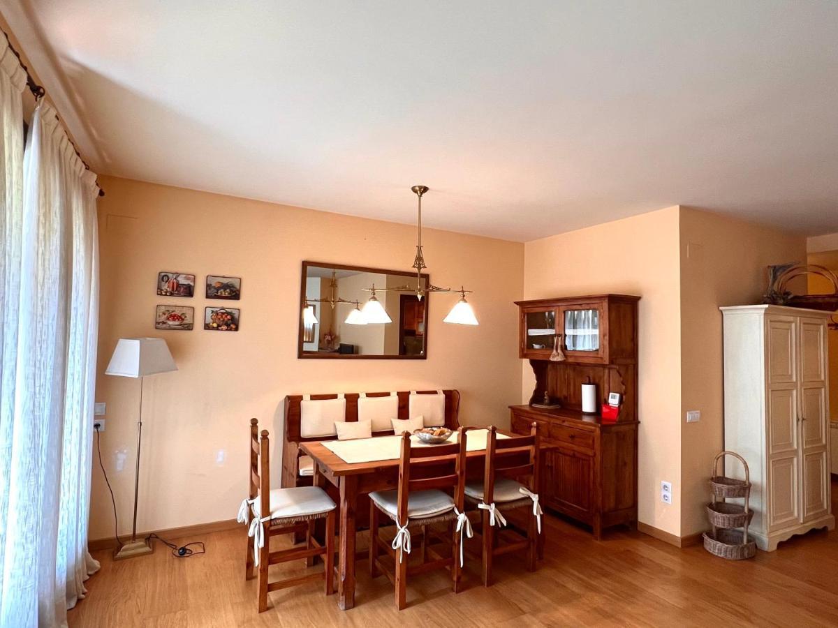 Apartament De La Vall Ferrera - L'Amfitriona Areu Zewnętrze zdjęcie