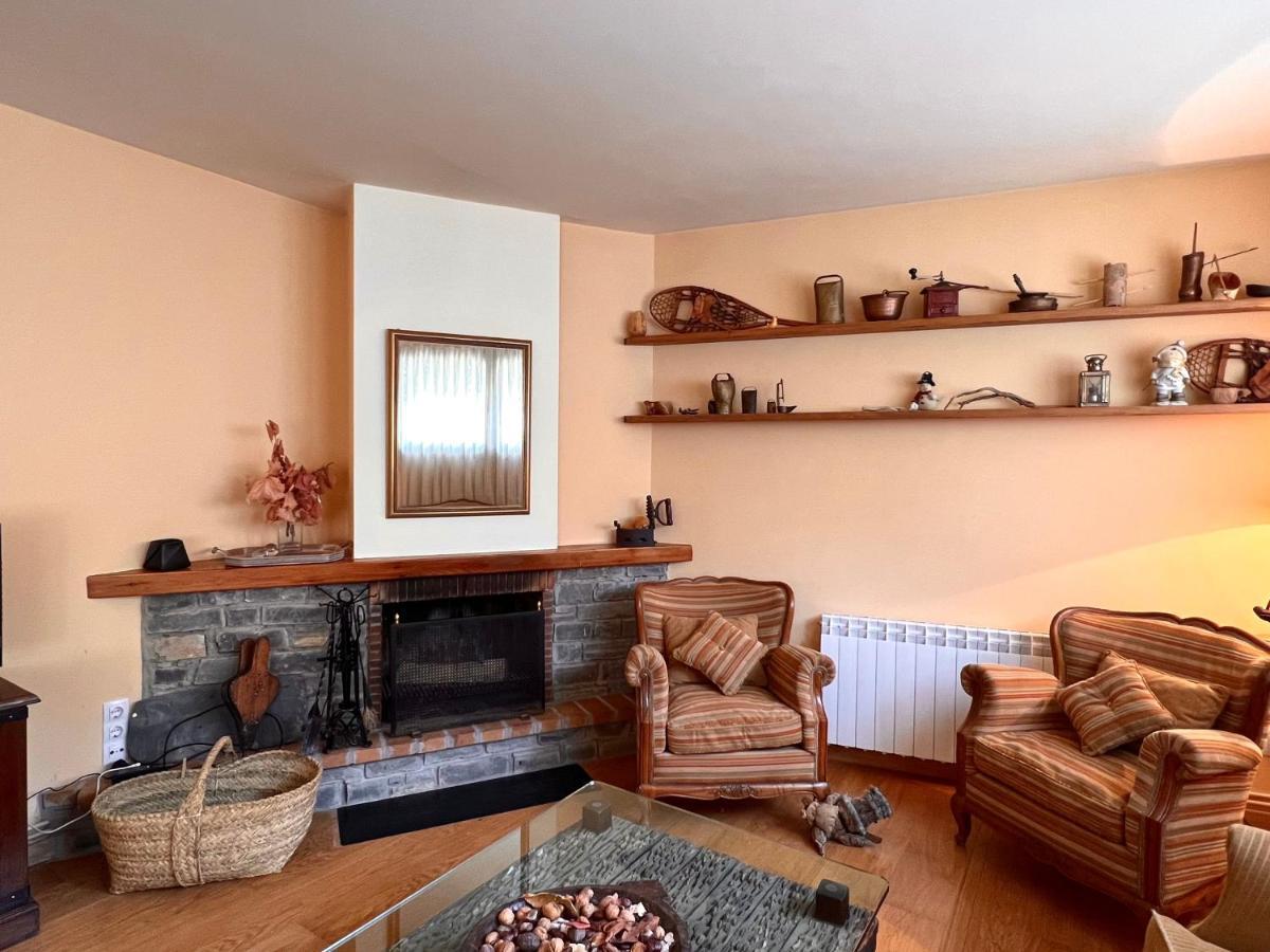 Apartament De La Vall Ferrera - L'Amfitriona Areu Zewnętrze zdjęcie